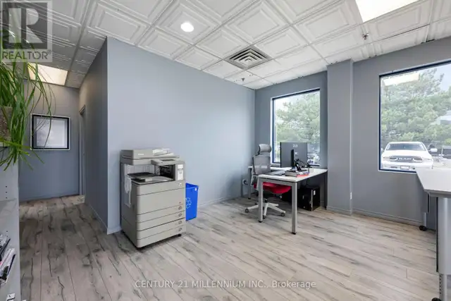 18 - 2355 DERRY ROAD E Mississauga (Northeast), Ontario in Commercial & Office Space for Sale in Mississauga / Peel Region - Image 20