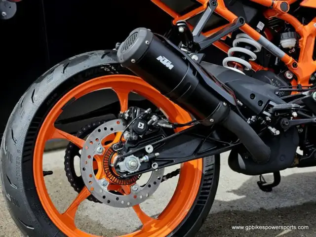 2024 KTM RC 390 in Sport Bikes in Oshawa / Durham Region - Image 16