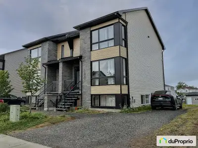 DUPLEX DANS LES JARDINS DU LITTORAL 180 rue de la Papetière, Masson-Angers J8M 0C7 Construit en 2023...