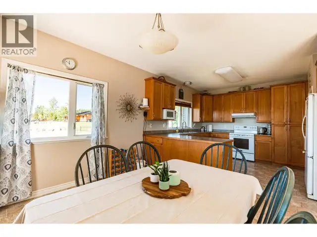 120 VALLEY ROAD Williams Lake, British Columbia in Houses for Sale in Williams Lake - Image 9