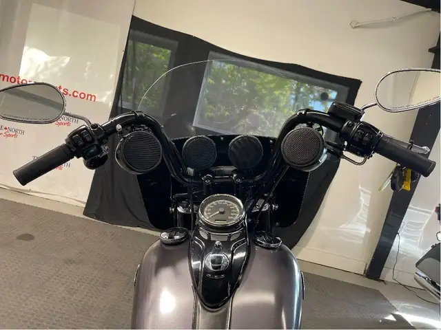 2015 Harley-Davidson Softail Slim CANADIAN HARLEY/STAGE ONE/VANC in Street, Cruisers & Choppers in North Bay - Image 8