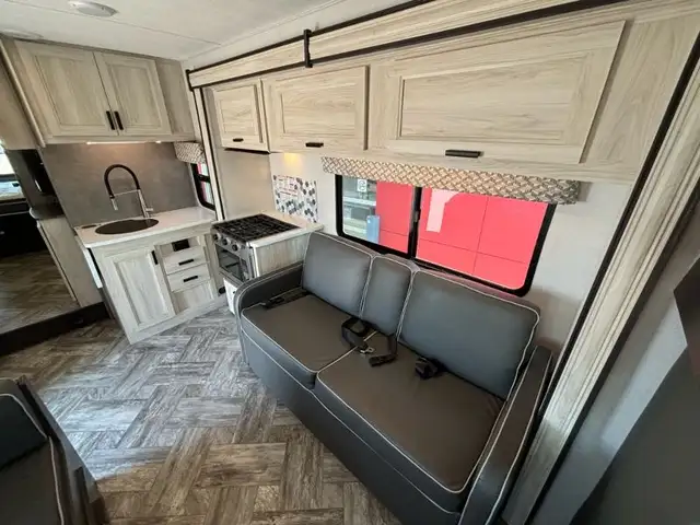 2023 Forester 3251 CD in RVs & Motorhomes in Laval / North Shore - Image 33