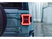 **ONE OWNER - ACCIDENT FREE** 24,959 KM This 2024 Jeep Wrangler 4x4 Sahara is powered by a 3.6L engi... (image 9)