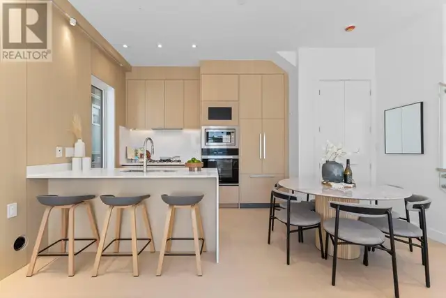 1 1315 W 64TH AVENUE Vancouver, British Columbia62864381815553123