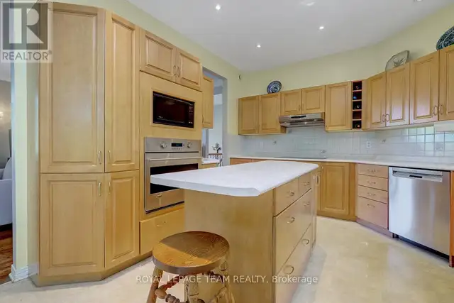 912 MAPLE HILL ROAD North Grenville, Ontario in Houses for Sale in Woodstock - Image 12
