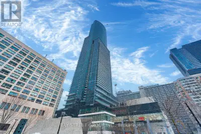 Welcome to Aura at College Park located in the Heart of Downtown Toronto. Two bdrs Room Suite with O...