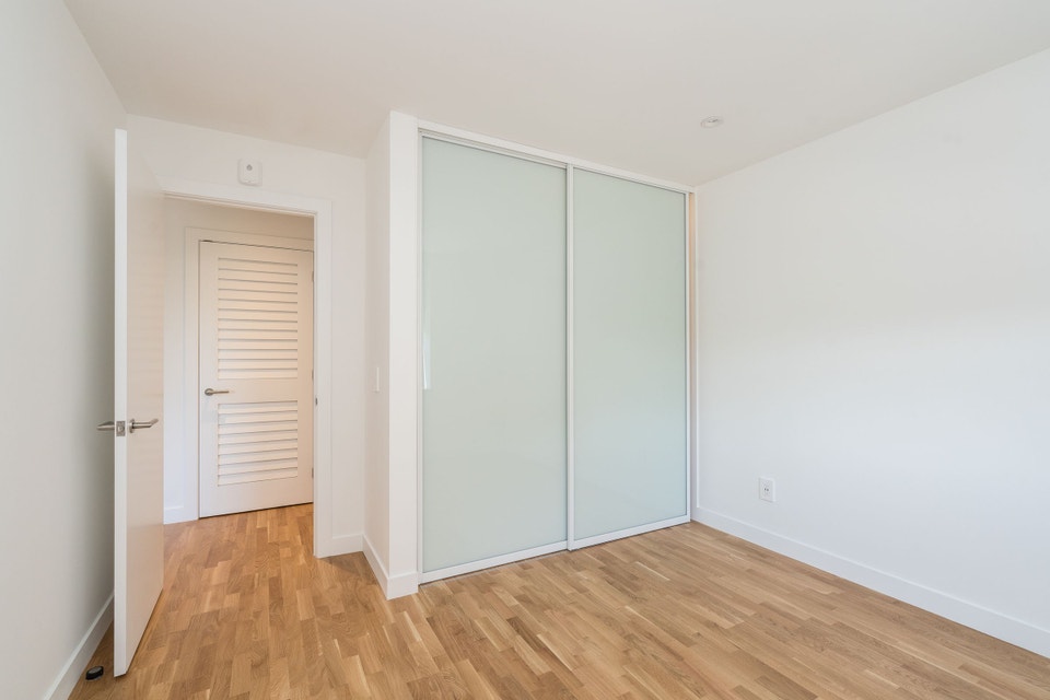Renovated One bedroom at 612 Dawes Rd - ID 109 4
