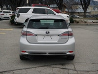 2011 Lexus CT 200h Hybrid Stylish, efficient, and built with Lexus refinement this 2011 Lexus CT 200... (image 5)