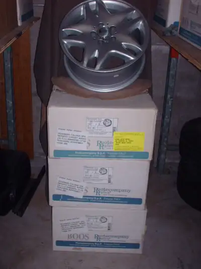Brand new 17" staggered , "5-twin spolke" REPLICA set, made in Italy with O.E. specs (5X112, 7.5/8.5...