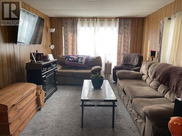 49-155 Memorial AVE Dryden, Ontario in Houses for Sale in Thunder Bay - Image 2