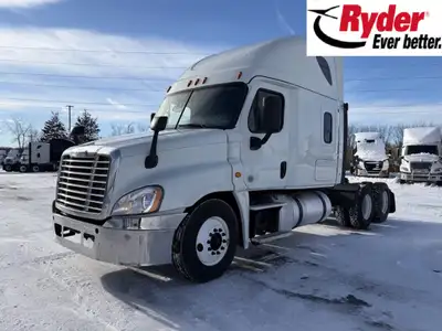2019 Freightliner Cascadia 125 2019 FREIGHTLINER/MERCEDES CASCADIA 125 Tandem Axle Sleeper Tractor -...