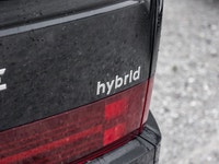 Now available at Guelph Hyundai, this bold and distinctive 2026 Hyundai Santa Fe Hybrid Preferred AW... (image 6)