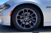 6.4 L 8 Cyl Engine Vehicle Options: Leather Interior, Apple Or Android Auto, Apple Or Android Auto,r... (image 8)