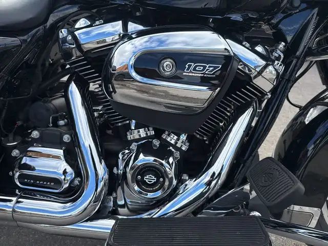 2019 Harley-Davidson Road King ~ ROAD KING ~ 107CI ~ V&H PIPES ~ in Sport Touring in City of Toronto - Image 26