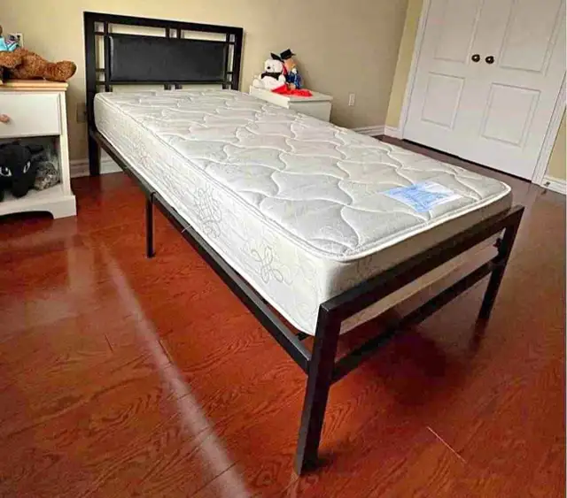 Mattress Clearance Sale – Mattress & Boxspring Price Drop in Beds & Mattresses in City of Toronto - Image 3