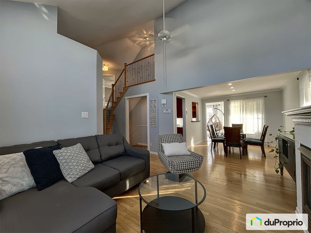 $619,900 - Split Level for sale in Chateauguay — photo 1
