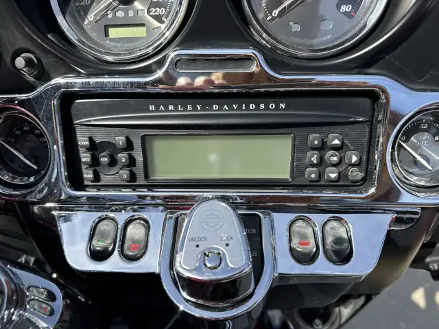 2013 HARLEY DAVIDSON MOTORCYCLE FLTRX ELECTRALITE606394268328273928