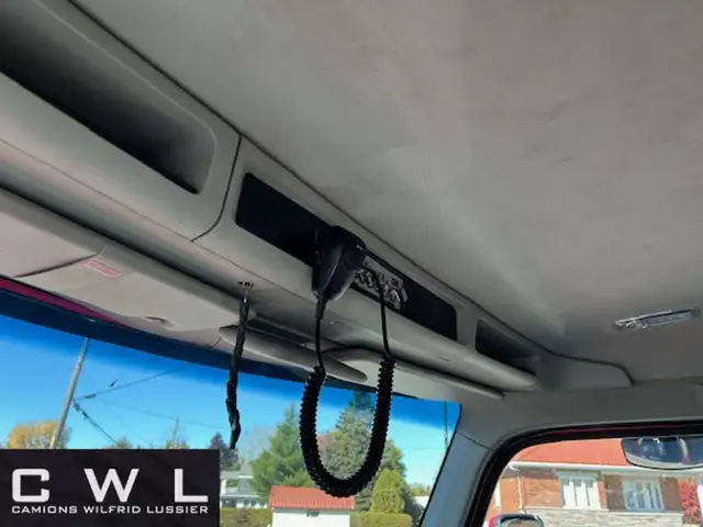 2018 Kenworth T880 in Heavy Trucks in Longueuil / South Shore - Image 10