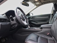 Sunroof, Aluminum Wheels, Navigation, Climate Control, Heated Seats! Apple car play A long list of a... (image 7)