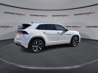 // ACCIDENT FREE!! // Meet the 2024 Volkswagen Atlas Cross Sport Execline 4MOTION, a premium midsize... (image 7)
