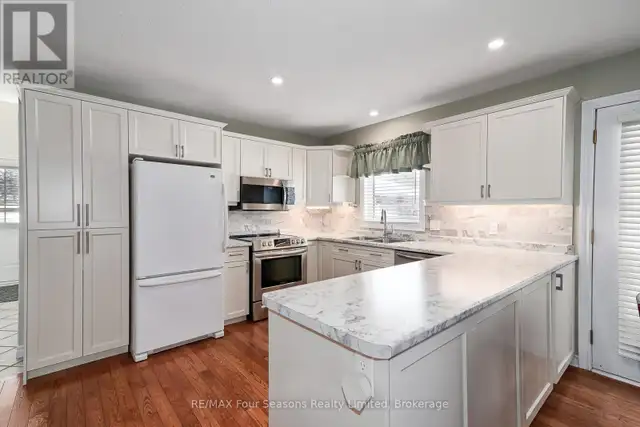 4 - 275 HURON STREET Clearview (Stayner), Ontario in Houses for Sale in Oakville / Halton Region - Image 10