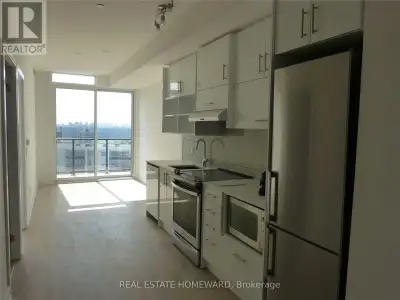 Excellent location, Steps to Sheppard Subway station and Fairview Mall, Shoppers, Library, LCBO, Res...