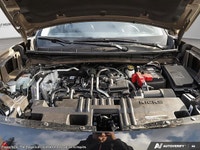 This Nissan Kicks has a durable Regular Unleaded I-4 2.0 L/122 engine powering this Variable transmi... (image 7)