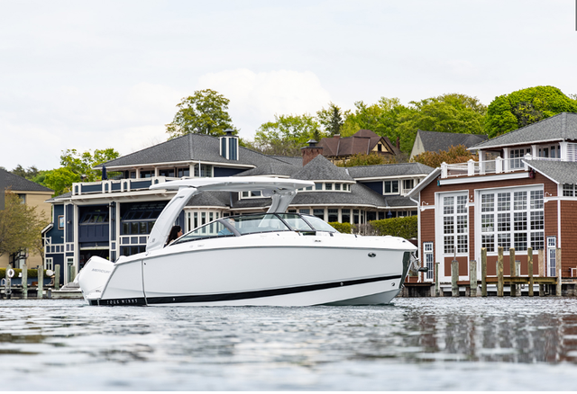 2026 Four Winns H9 OB in Powerboats & Motorboats in Rimouski / Bas-St-Laurent - Image 4