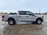 THE PRICE YOU SEE, PLUS GST. GUARANTEED!APPLE CARPLAY/ANDROID AUTO COMPATABLE! 3.3 LITER V6, 10 SPEE... (image 9)