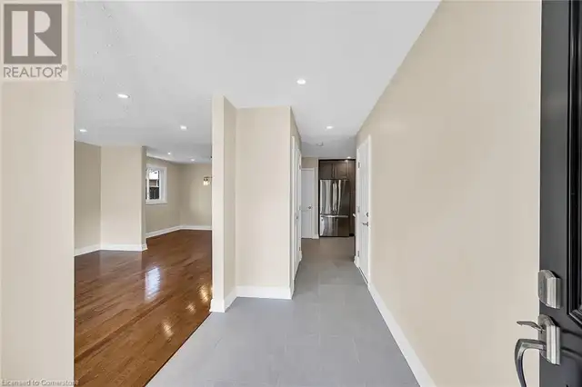 14 GLEN VISTA Drive Hamilton, Ontario in Houses for Sale in Hamilton - Image 8
