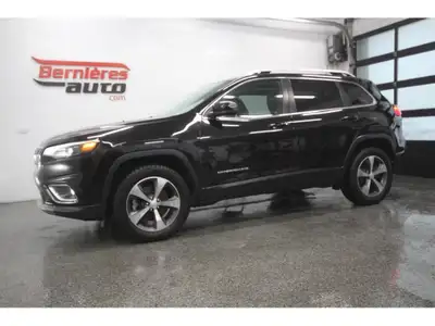 TOIT PANORAMIQUE - ENSEMBLE TECHNOLOGIE - SIÈGES EN CUIR CHAUFFANTS ET VENTILÉS - DÉMARREUR A DISTAN...