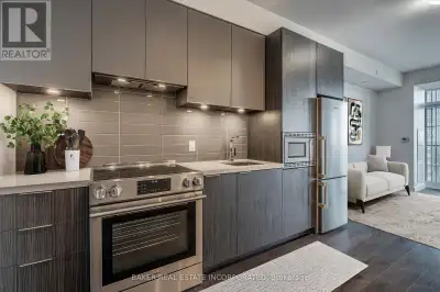 3403 - 15 ROEHAMPTON AVENUE Toronto (Mount Pleasant West), Ontar