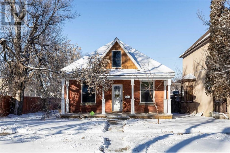 326 Belfast Street SE Medicine Hat, Alberta Houses for Sale