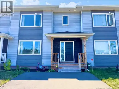 Welcome to 245 Falcton! This beautiful townhouse is nestled in one of Monctons most desirable neighb...