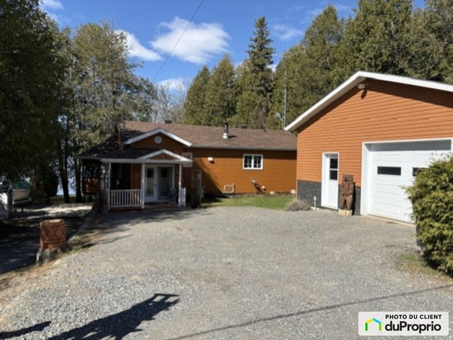 $735,000 - Intergenerational for sale in St-Bruno-de-Guigues — photo 2
