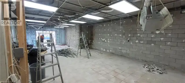 120 PARKDALE Avenue N Unit# Office 1 Hamilton, Ontario in Commercial & Office Space for Rent in Oakville / Halton Region - Image 6