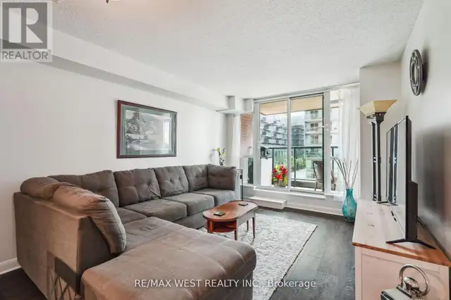 349 - 525 WILSON AVENUE Toronto (Clanton Park), Ontario62863791594498121