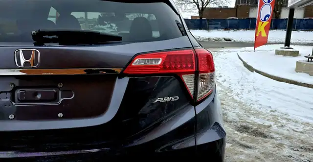 2020 Honda HR-V LX AWD | NO ACCIDENTS | HEATED SEATS | ALL WHEEL in Cars & Trucks in Markham / York Region - Image 8