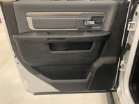 Check out this vehicle's pictures, features, options and specs, and let us know if you have any ques... (image 8)