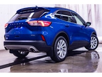 **ONE OWNER - ACCIDENT FREE** 59,060 KM This 2022 Ford Escape AWD Titanium is powered by a 2.0L EcoB... (image 6)