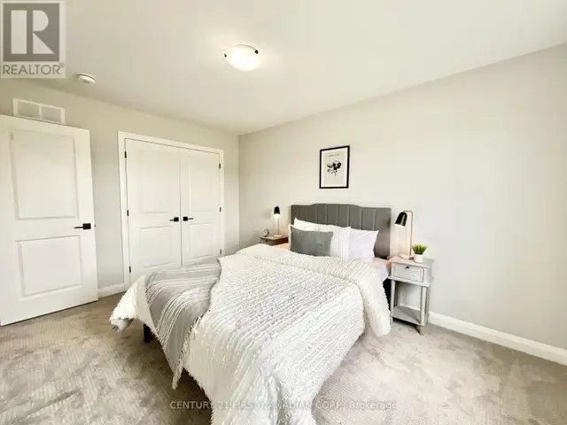 6 SHELDABREN STREET North Middlesex (Ailsa Craig), Ontario in Houses for Sale in Grand Bend - Image 21