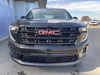Don't miss out on this 2026 GMC Acadia Elevation Black Package! Fully equipped with a Panoramic Sunr... (image 8)