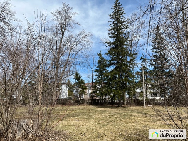 $950,000 - Residential Lot for sale in St-Mathias-sur-Richelieu — photo 1