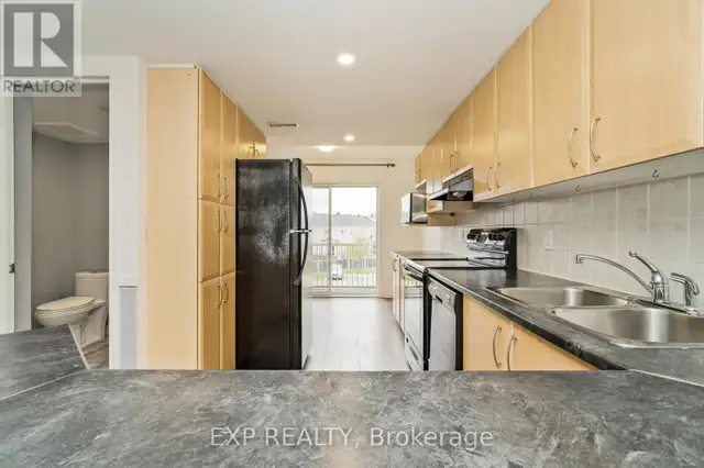 552 LAKERIDGE DRIVE Ottawa, Ontario62864376329858123