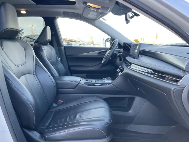 2023 Infiniti QX60 LUXE AWD (Nav|Pano Roof|Heated Wheel) One Own in Cars & Trucks in Calgary - Image 34