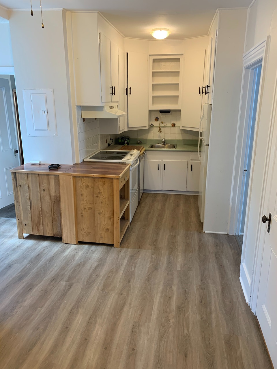 2 Bedroom with large balcony PRESCOTT (Nov 1/Dec 1) | Long Term Rentals ...
