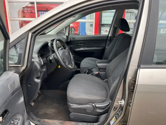2011 Kia Rondo RONDO533919178341099528