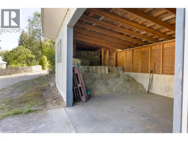 7630 97A Highway Mara, British Columbia in Land for Sale in Kamloops - Image 38