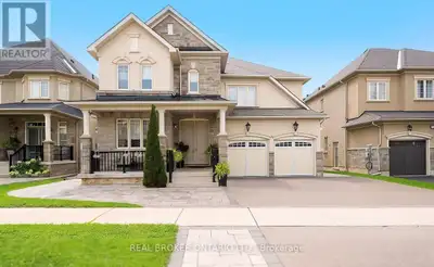 Welcome to this exceptional executive home for lease in the heart of Nobleton! Offering over 3,650 s...