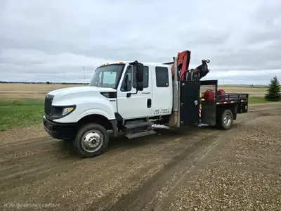 2014 International Terrastar 4x4 Picker Truck Comes with a International Maxxforce diesel engine, ap...